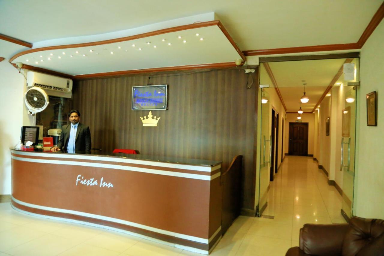 Fiesta Inn Hotel & Resorts Multan Buitenkant foto