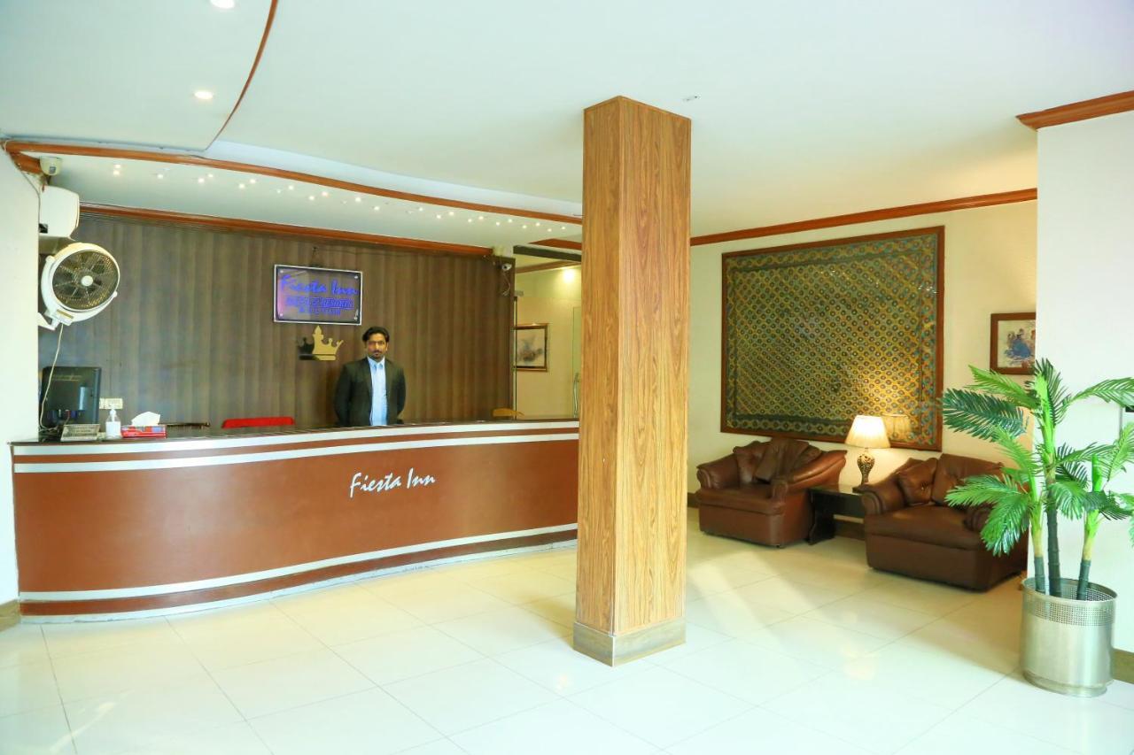 Fiesta Inn Hotel & Resorts Multan Buitenkant foto