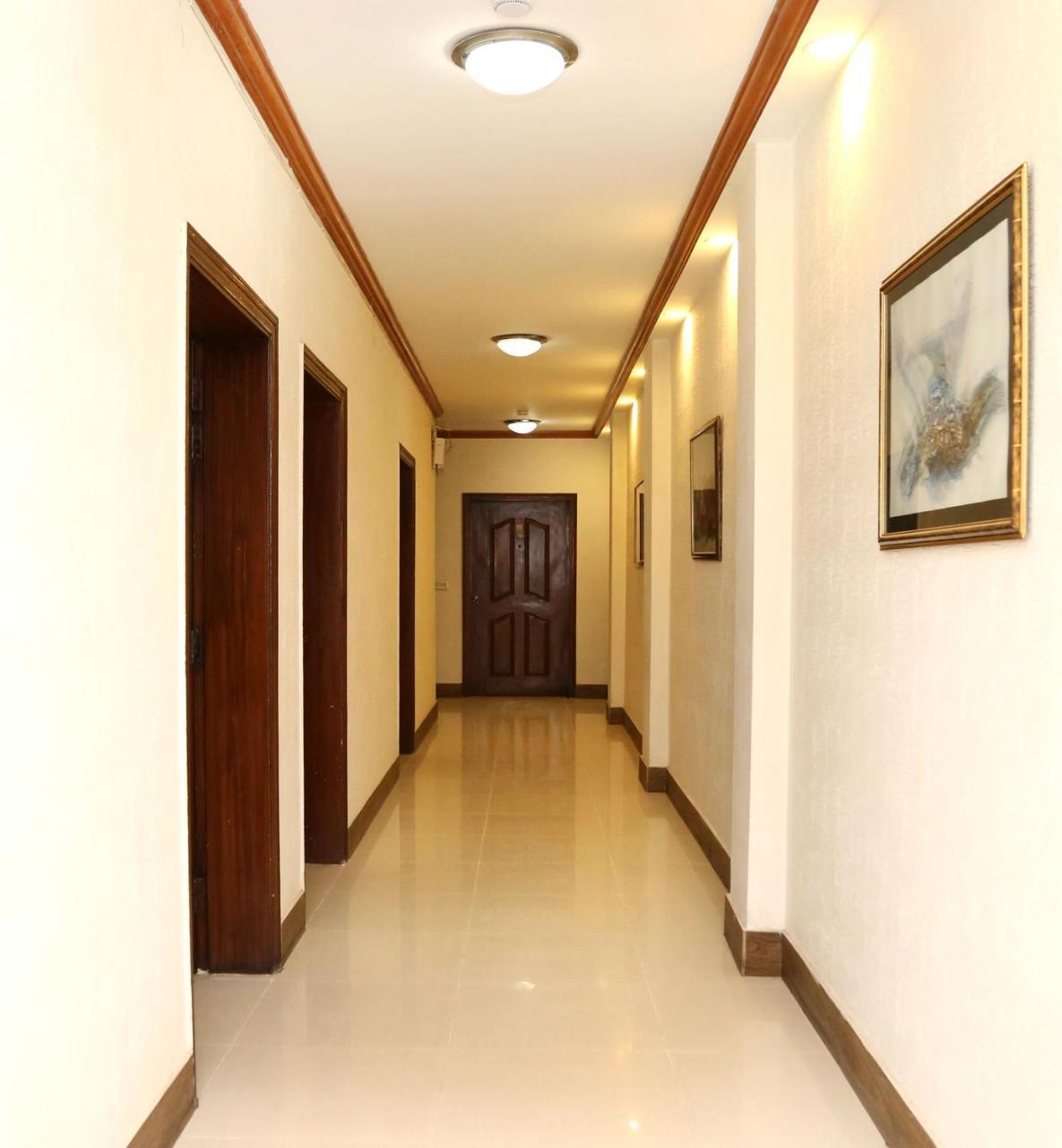 Fiesta Inn Hotel & Resorts Multan Buitenkant foto